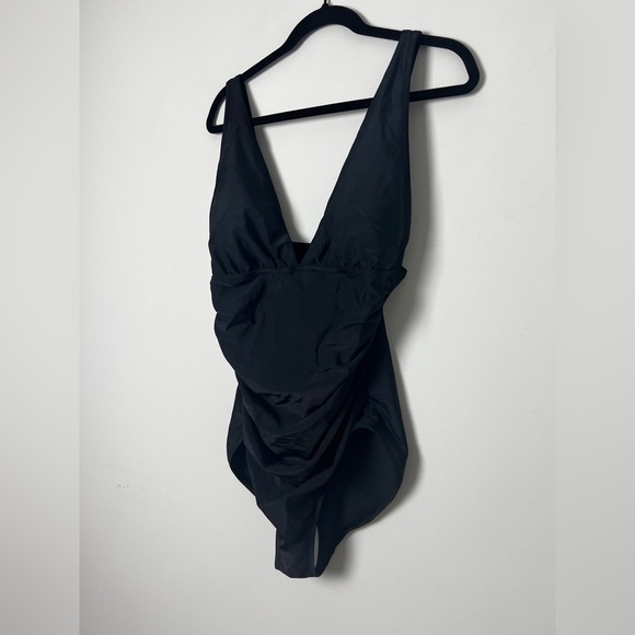 NEW J.Crew Factory Black Classic Chic V-Neck Ruched One-Piece Swimsuit Size L - Picture 4 of 16